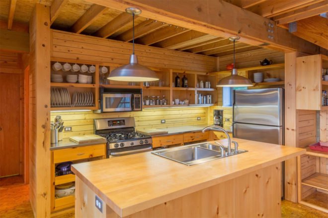 Clearwater Canyon House, Sotheby's International Reality, timber, Idaho, luxury residence, wildlife, timber observation deck, guest house, panoramic views, outdoor lifestyle