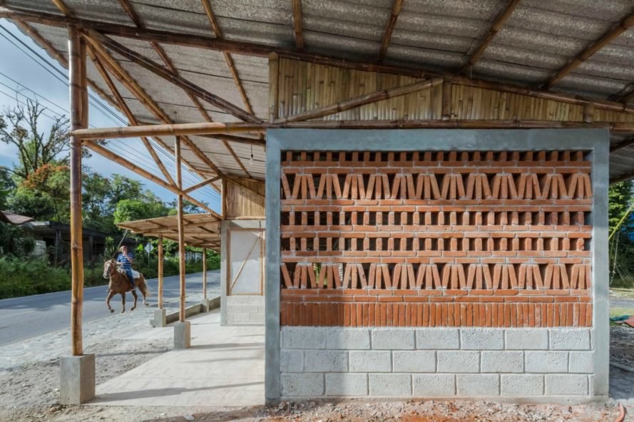 Comunal Taller de Arquitectura, bamboo social housing, bamboo buildings, bamboo, bamboo constructions, bamboo houses puebla, bamboo design, social design, social housing, bamboo social housing, affordable housing, green design, sustainable building materials, sustainable building materials, bamboo house frams, prefabricated bamboo frame