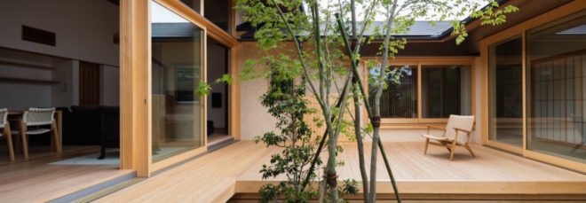 Hiiragi’s house by Takashi Okuno, Hiiragi’s House in Japan, Takashi Okuno architecture, courtyard house architecture, modern courtyard house, natural materials Japanese architecture, stack effect in an eco-friendly home