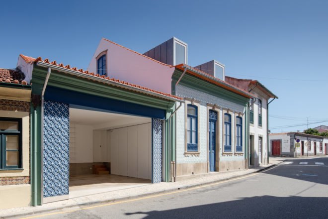 House in Ovar, green renovation, Portugal, Nelson Resende, natural light, garage, storage spaces, temporary spaces, multipurpose spaces, green architecture