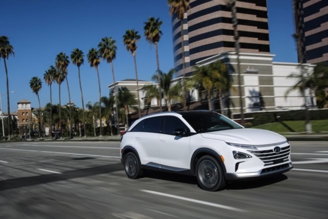 Hyundai, Hyundai Nexo, Hyundai fuel cell vehicle, hyundai tucson fuel cell vehicle, CES, CES 2018, Consumer Electronics Show, hydrogen, green car, green transportation