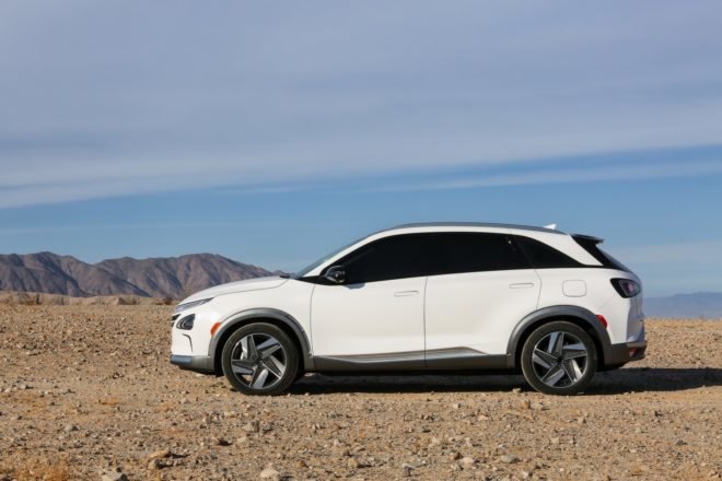 Hyundai, Hyundai Nexo, Hyundai fuel cell vehicle, hyundai tucson fuel cell vehicle, CES, CES 2018, Consumer Electronics Show, hydrogen, green car, green transportation