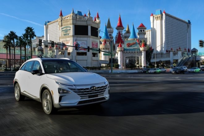 Hyundai, Hyundai Nexo, Hyundai fuel cell vehicle, hyundai tucson fuel cell vehicle, CES, CES 2018, Consumer Electronics Show, hydrogen, green car, green transportation