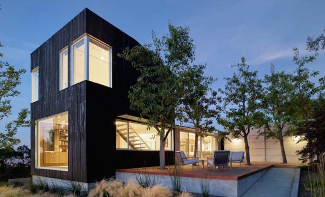 Shou Sugi Ban House by Schwartz and Architecture, Shou Sugi Ban House, Shou Sugi Ban House Silicon Valley, charred timber architecture in Los Gatos, floating staircase walnut and metal, cantilevered walnut treads