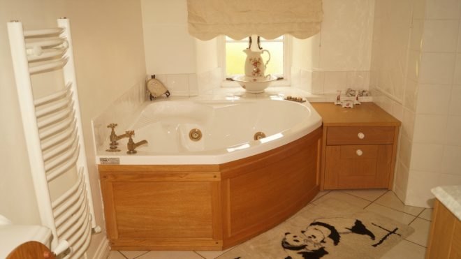 Tricia Hamilton, Somerset cottage, cottage for sale, housing competition, real estate sales, mortgage free home, cottage on auction, uk cottages, uk cottage sale, cheap houses, cheap cottage for sale uk, uk cottage homes, uk real estate, buying a home in uk