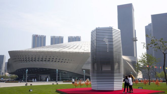 Studio Roosegaarde, Smog Free Tower, Dalian, World Economic Forum, China, air, smog