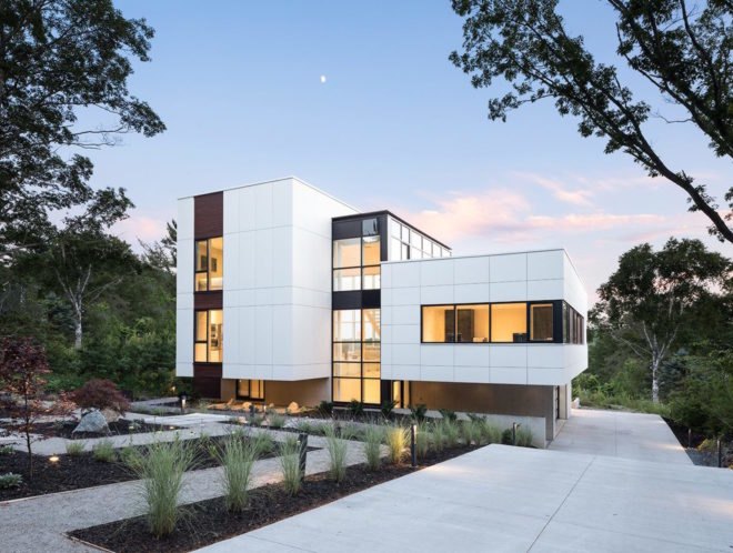 Fibre C cladding, Syncline House by Omar Gandhi Architect, Syncline House in Halifax, Halifax contemporary architecture, modern ecofriendly housing in Canada, modern eco-friendly house in Nova Scotia, luxury solar home Nova Scotia,