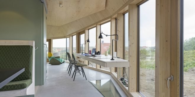 Het Kulkje Vlieland, Borren Staalenhoef Architecten BV bna, sand dune homes, prefab homes, low impact homes, sand dune constructions, prefabricated building materials, dutch prefab homes, dutch architecture, dutch architects, Vlieland island, Vlieland homes, natural light, home design, prefab home design