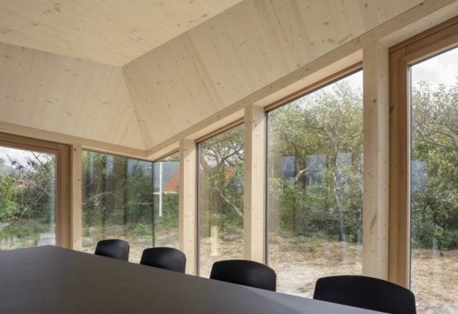 Het Kulkje Vlieland, Borren Staalenhoef Architecten BV bna, sand dune homes, prefab homes, low impact homes, sand dune constructions, prefabricated building materials, dutch prefab homes, dutch architecture, dutch architects, Vlieland island, Vlieland homes, natural light, home design, prefab home design