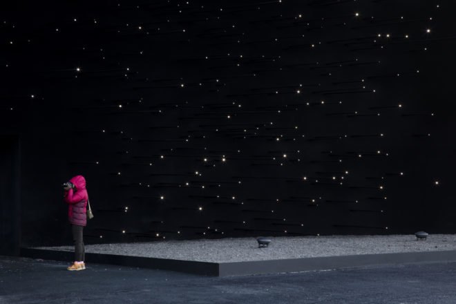 2018 Winter Olympics Hyundai Motor Pavilion by Asif Khan, 2018 Winter Olympics Hyundai Motor Pavilion, super-black pavilion, super black Olympics pavilion, Vantablack VBx2, Vantablack VBx2 Asif Khan, Vantablack VBx2 Olympics, hydrophobic water installation, multi-sensory water installation,