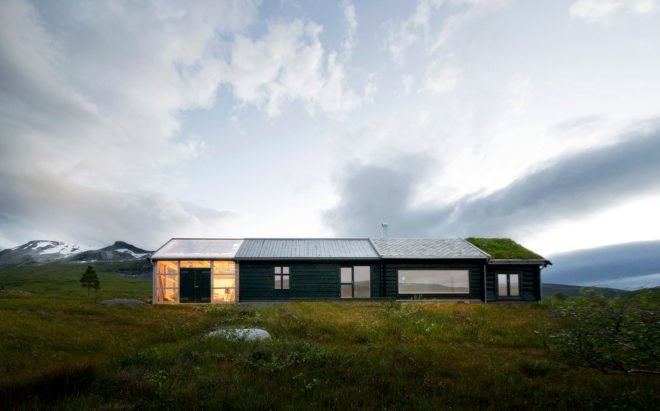 Cabin at Troll’s Peak, cabin, Norway, Rever & Drage Architects, green roof, timber frame, timber cladding, traditional building techniques, polycarbonate panels