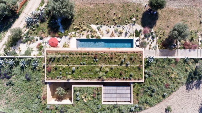 Case ECS by Giuseppe Gurrieri Studio, Casa ECS in Sicily, Casa ECS, Giuseppe Gurrieri Studio ecofriendly architecture, dry stone retaining walls, green-roofed Sicily architecture, sustainable architecture in Sicily