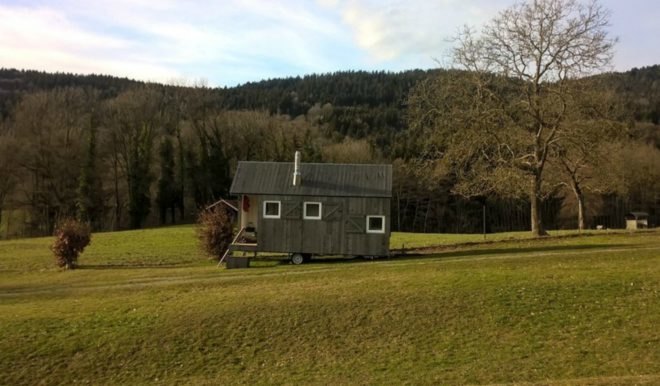 Wild-Berghof Buchet, HYT movable accommodation unit, mobile tiny home, tiny home on wheels, cabins on wheels, tiny home living, tiny home design, cabin design, moveable tiny homes, Holiday Architecture, vacation tiny homes, holiday in tiny home, tiny home vacation, off grid tiny home,