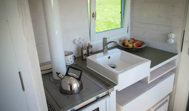 Wild-Berghof Buchet, HYT movable accommodation unit, mobile tiny home, tiny home on wheels, cabins on wheels, tiny home living, tiny home design, cabin design, moveable tiny homes, Holiday Architecture, vacation tiny homes, holiday in tiny home, tiny home vacation, off grid tiny home,