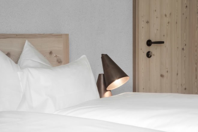 Hotel Bühelwirt, Pedevilla Architects, hiking, green hotel, South Tyrol, wood cladding, Italy, green architecture, bay windows, locally sourced materials, saddle roof