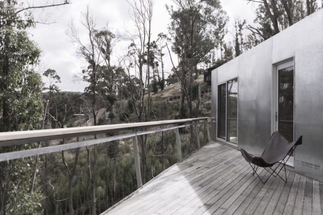 House 28 by Studio Edwards, cargotecture by Studio Edwards, House 28 shipping containers, shipping container architecture holiday home, cargotecture house, shipping container architecture in Australia, shipping container house in Surf Coast, rainwater collection in Surf Coast,