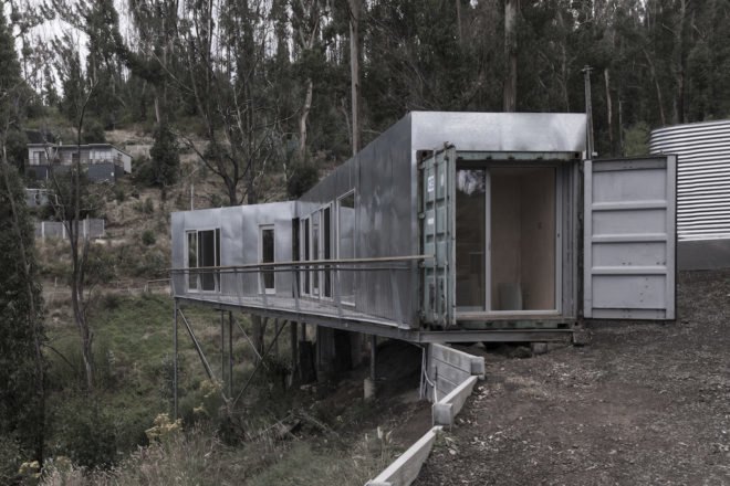 House 28 by Studio Edwards, cargotecture by Studio Edwards, House 28 shipping containers, shipping container architecture holiday home, cargotecture house, shipping container architecture in Australia, shipping container house in Surf Coast, rainwater collection in Surf Coast,