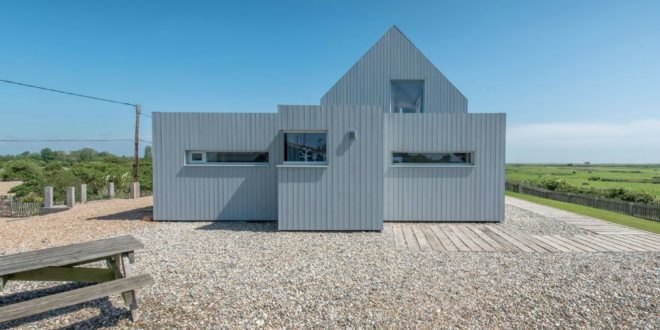 RX Architects, Chalfront Residence, timber home sussex, timber homes, sustainable family homes, sustainable home design, Rye Nature Reserve, larch cladding, Solar Thermal panels, solar energy, sustainable home design uk, sustainable homes uk, susatinable design, green home design, green homes, solar panels, timber cladding