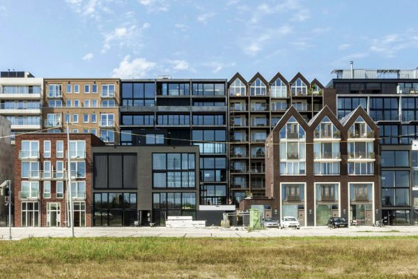 Marc Koehler Architects, superlofts, loft design, amsterdam lofts, efficient loft design, flexible home design, sustainable lofts, sustainable design, green design, amsterdam superlofts, urban design, urban living, green design, solar power, smart facades, smart buildings, 3d home design, sustainable loft designs, community living, urban living,