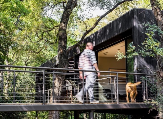 Treehouse, Texas, PH2 Treebox, Wernerfield, guest house, Dallas, elevated house, charred wood, green architecture, staircase, burnt wood