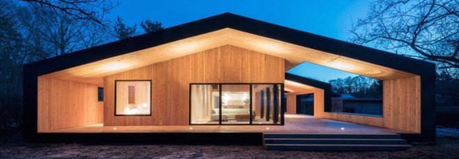 Treldehuset by CEBRA, Treldehuset in Vejle, Vejle contemporary architecture, Danish summer retreat, minimalist architecture in Denmark, minimalist summer getaway, larch and slate architecture,