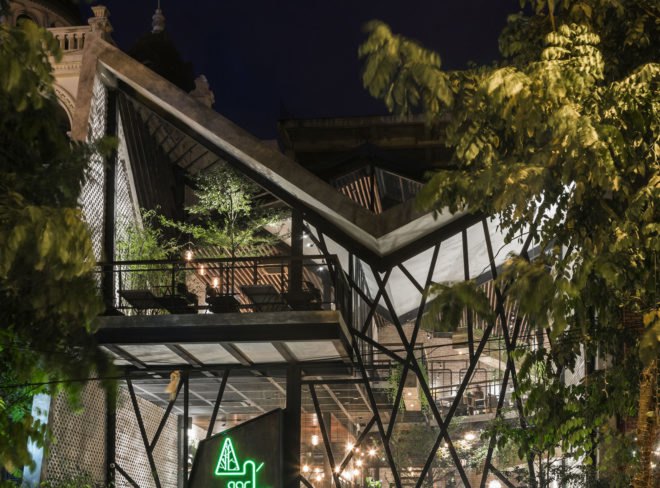 An’garden Café, coffee shop, handing plants, Ha Noi, Vietnam, cement, mezzanine, natural light, indoor pond, green interior, green architecture, industrial architecture