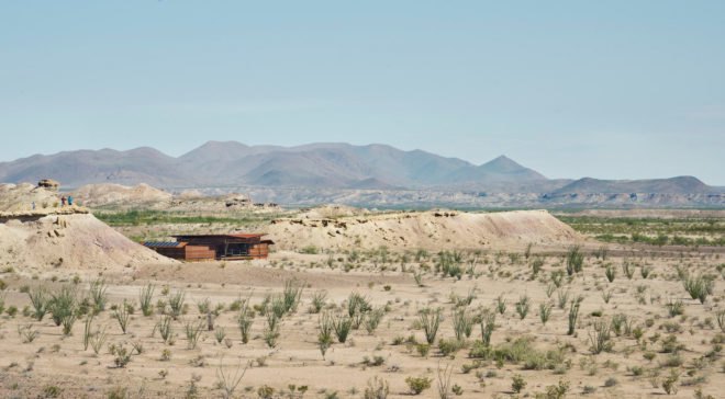 Fossil Discovery Exhibit by Lake | Flato Architects, Fossil Discovery Exhibit, Fossil Discovery Exhibit Big Bend, Big Bend National Park architecture, dinosaur fossil interpretative architecture, off-grid pavilion, Lake | Flato Architects Big Bend National Park, off grid national park architecture
