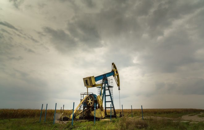 Fossil fuel, fossil fuels, oil, gas, oil and gas, oil and gas well