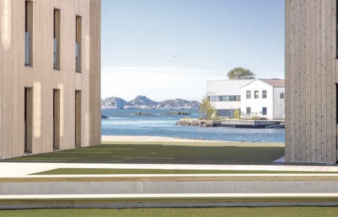 Mandal Slipway Housing Complex by Reiulf Ramstad Arkitekter, Mandal modern housing, timber housing in Mandal, Mandal Slipway Housing Complex, zigzagging roof residence, contemporary housing in Mandal