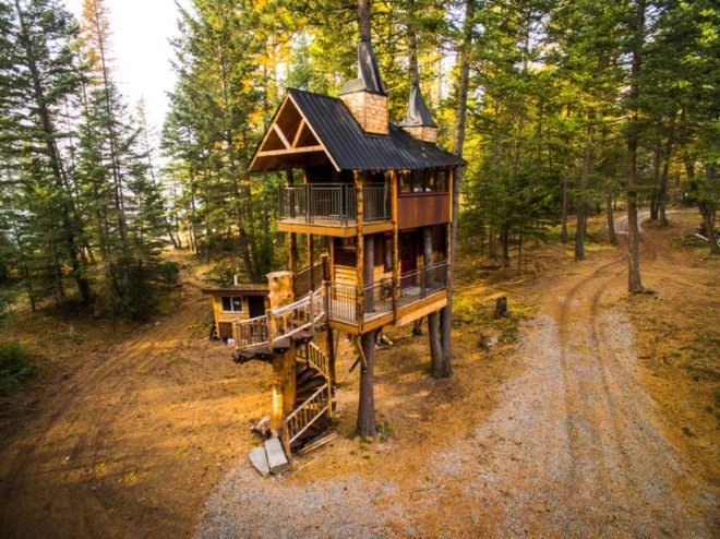 Montana Treehouse Retreat, treehouse, Montana, spiral staircase, green architecture, wooden deck, outdoor lifestyle, Douglas Firs, timber, timber architecture, retreat