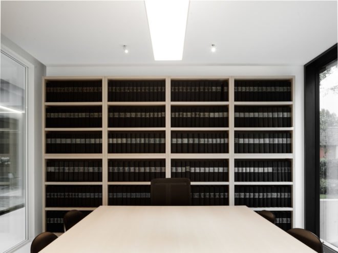 Notary Office by Abscis Architecten, Notary Office in Ghent, energy efficient office in Ghent, energy efficient office architecture Belgium, natural lighting in office design, Notary Office in Belgium