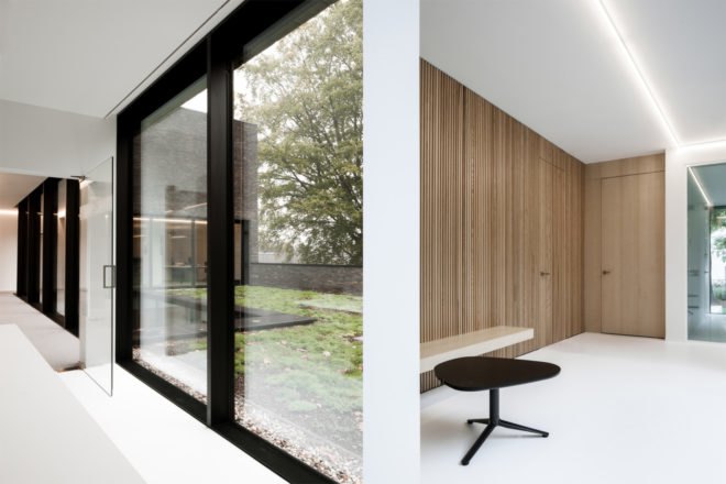 Notary Office by Abscis Architecten, Notary Office in Ghent, energy efficient office in Ghent, energy efficient office architecture Belgium, natural lighting in office design, Notary Office in Belgium