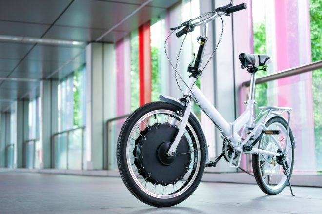 EvoWheel, electric bike converter, e bike designs, electric bike wheel, smart e bikes, ebike technology, converting a bike into an electric bike, building an eBike, bike accessories, ebike design, tires for ebikes, ebike tires, ebike technology