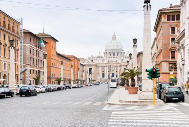 Rome, Italy, Rome traffic, Rome air pollution, air pollution, Rome diesel ban, Rome car ban, Rome traffic control, diesel ban, Italy diesel ban, how is Rome tackling air pollution, How is Rome traffic, Traffic in Rome, diesel sales in Rome, how is Rome combating air pollution, air pollution hurting Roman buildings, air pollution damaging Rome