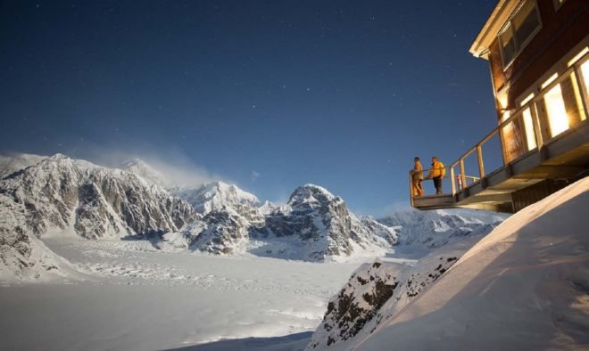 Sheldon Chalet, chalet, Alaska, luxury resort, glacier, ski resort, green architecture, extreme weather, fireplace, northern lights