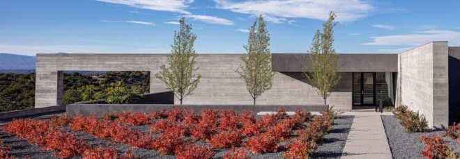 Sundial House by Specht Architects, Sundial House in Santa Fe, Specht Architects modernist residence, modernist architecture Santa Fe, board formed concrete homes