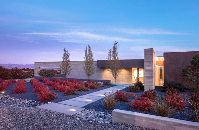 Sundial House by Specht Architects, Sundial House in Santa Fe, Specht Architects modernist residence, modernist architecture Santa Fe, board formed concrete homes