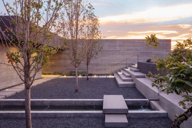 Sundial House by Specht Architects, Sundial House in Santa Fe, Specht Architects modernist residence, modernist architecture Santa Fe, board formed concrete homes