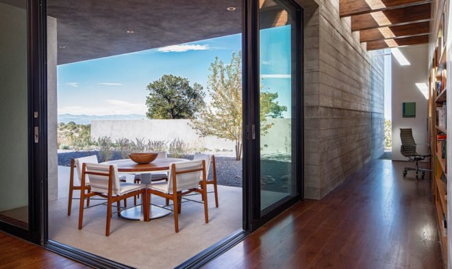 Sundial House by Specht Architects, Sundial House in Santa Fe, Specht Architects modernist residence, modernist architecture Santa Fe, board formed concrete homes