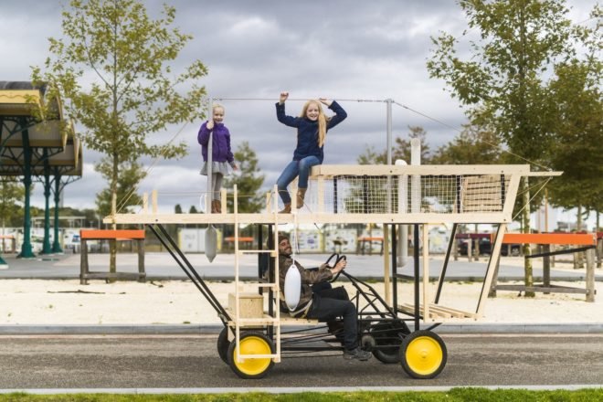 Urbanauts, temporary installation, wood installation, modular design, orizzontale, public design, public spaces, exhibition spaces, the Netherlands, RAUM, green design, LED lights, LED, tower, observation deck, flexible spaces