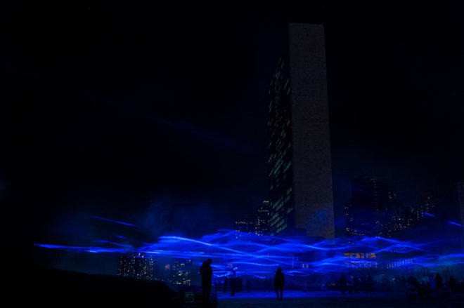 Waterlicht, Waterlicht New York, Studio Roosegaarde, United Nations Headquarters, United Nations, New York City, light, art