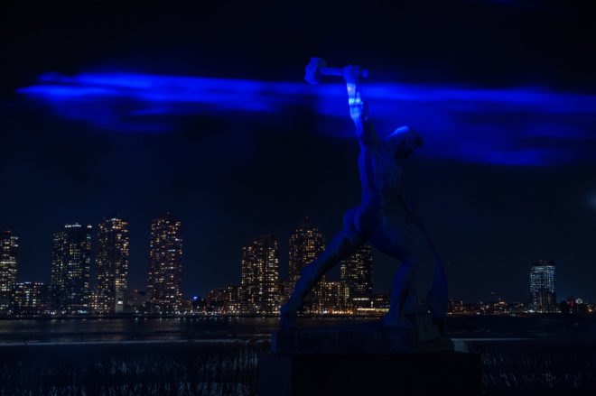 Waterlicht, Waterlicht New York, Studio Roosegaarde, United Nations Headquarters, United Nations, New York City, light, statue