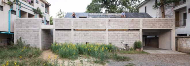 Fuzzy House by Situation-based Operation