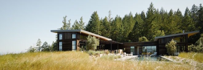 House in Healdsburg by Feldman Architecture, House in Healdsburg California, Arterra Landscape Architecture Healdsburg, Healdsburg contemporary architecture, garage style operable glass walls,
