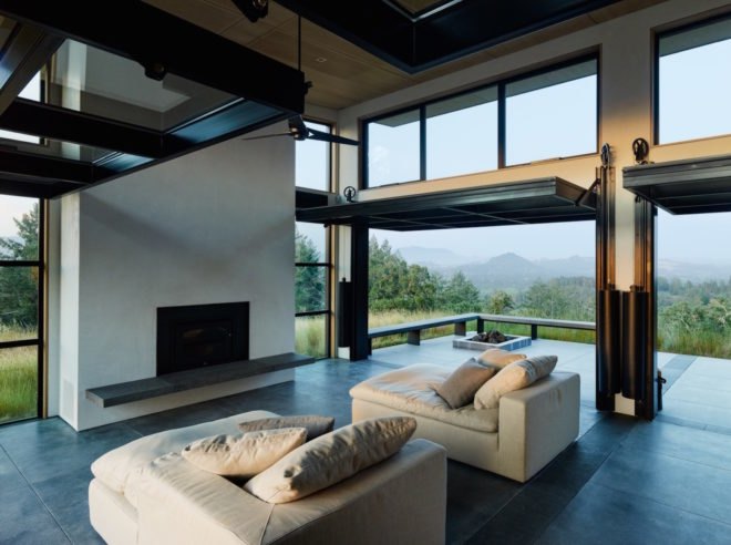 House in Healdsburg by Feldman Architecture, House in Healdsburg California, Arterra Landscape Architecture Healdsburg, Healdsburg contemporary architecture, garage style operable glass walls,