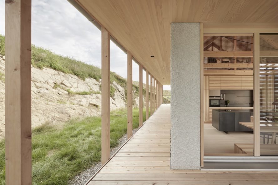 Höller House by Innauer-Matt Architekten, Bregenzerwald contemporary architecture, minimalist Austrian architecture, timber contemporary architecture in Austria, Höller House in Austria, wraparound covered terraces, homes with a concrete core