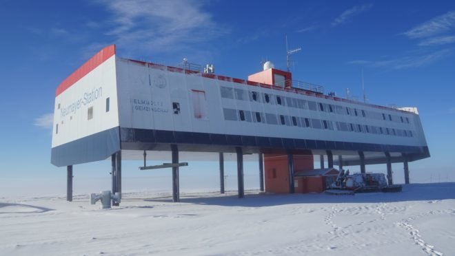 Neumayer-Station III, Alfred Wegener Institute, Antarctica, Antarctic, snow, station, research station
