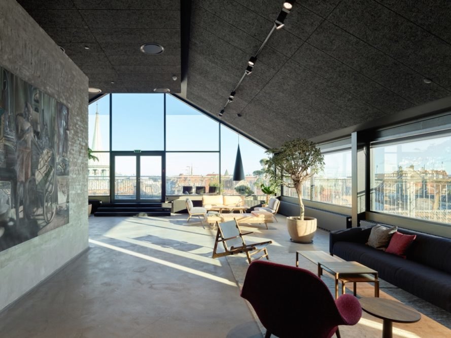 top floor office Postgarden by Årstiderne Arkitekter