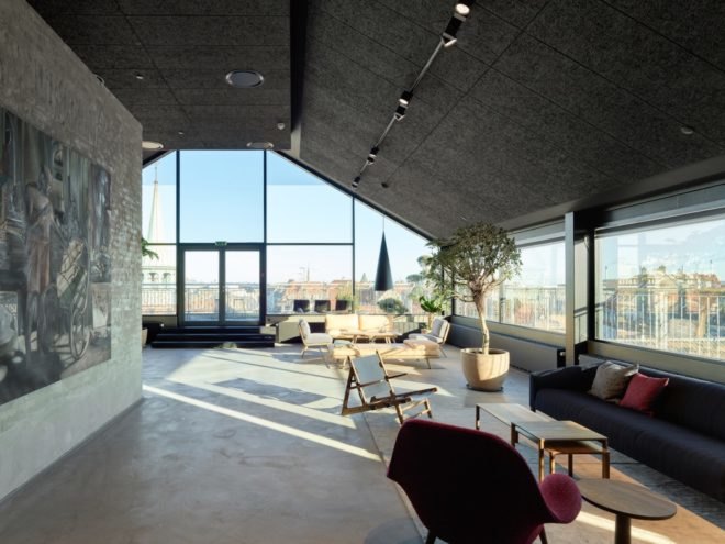top floor office Postgarden by Årstiderne Arkitekter