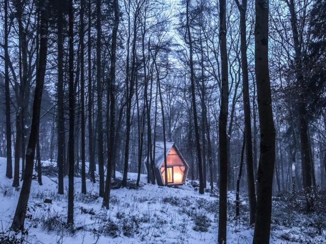 Trailer by Invisible Studio, Invisible Studio same section milling, low cost timber cabin, low cost self build project, plywood interior and polycarbonate cladding, reclaimed materials in self build project, Invisible Studio design build